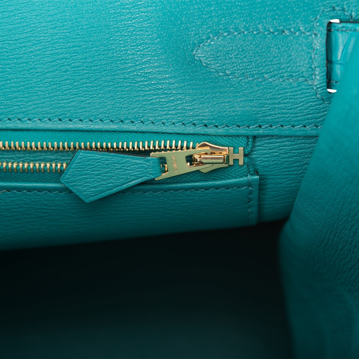 Hermes Bleu Paon Matte Alligator Birkin 30cm Gold Hardware