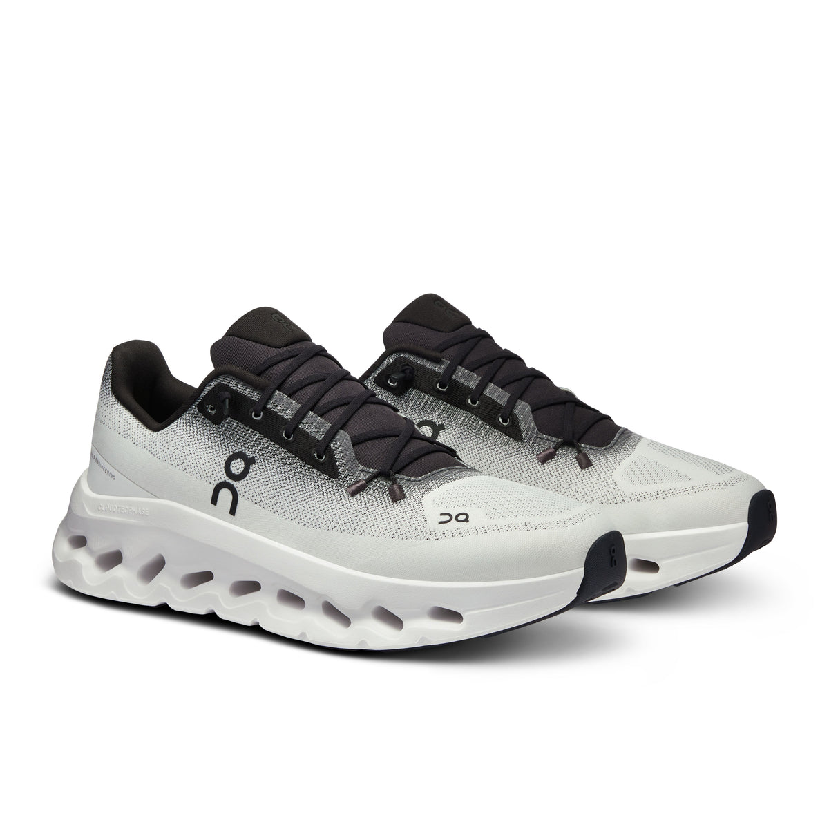 On Cloudtilt Men's Shoes - Black / Ivory
